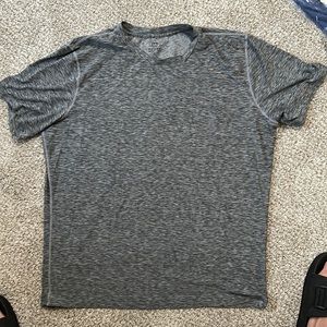 TYR men’s tee shirt.